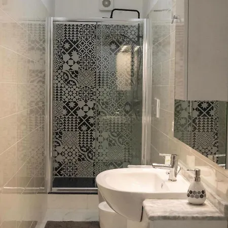 בית הארחה Casa Bella ג'נובה